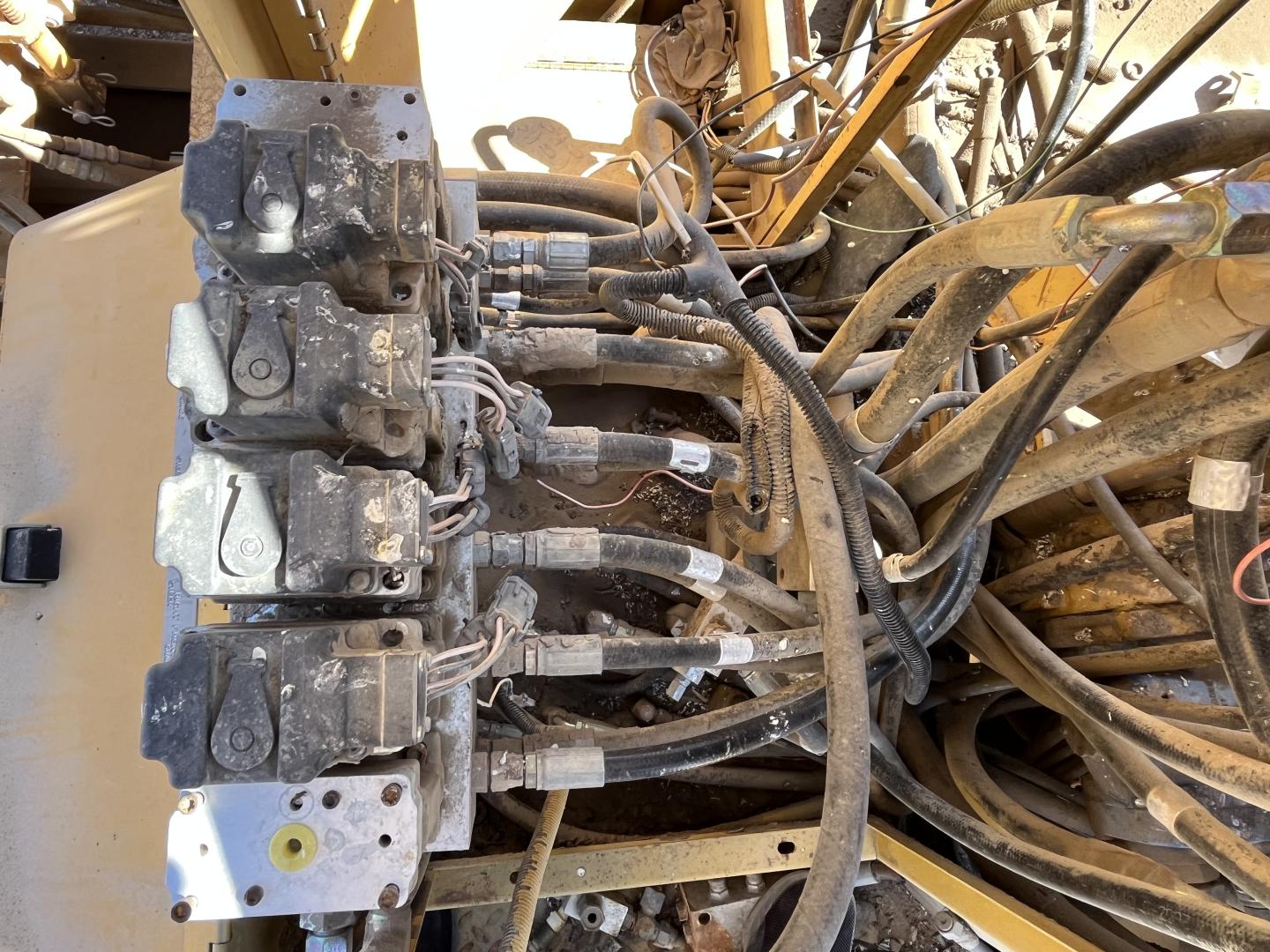 ./imagenes/INVOICE/2019/1730/PAVIMENTADORA GOMACO GT3600 (52).JPG